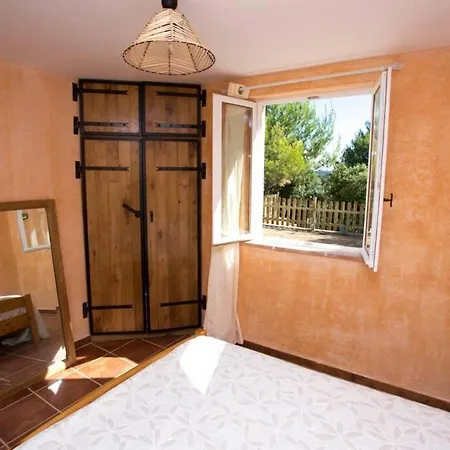 Villa L'Arbre à soleil à Aigues-Vives  Extérieur photo
